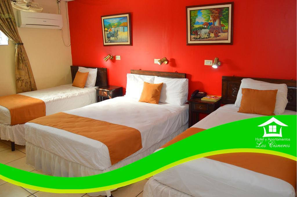 Hotel Y Apartments Los Cisneros ماناجوا المظهر الخارجي الصورة