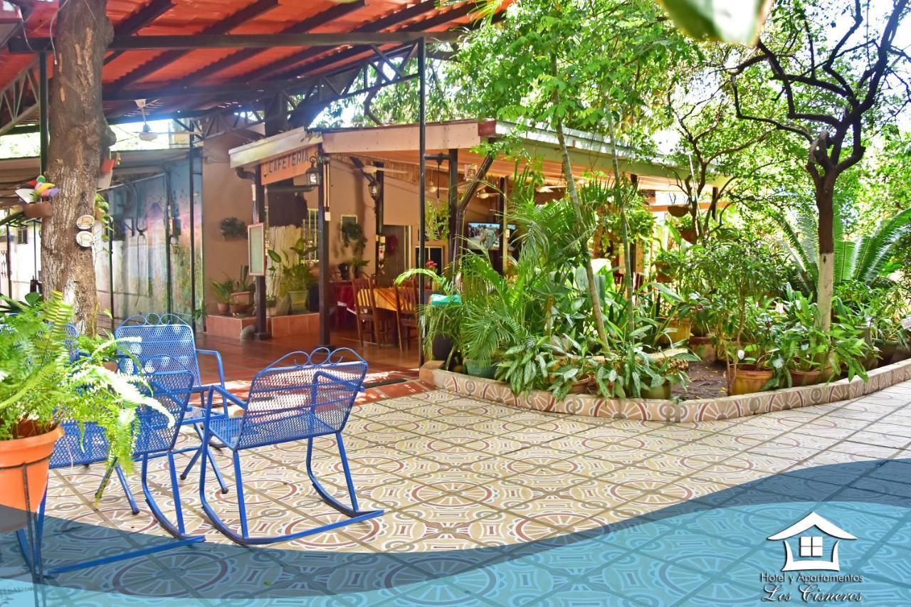 Hotel Y Apartments Los Cisneros ماناجوا المظهر الخارجي الصورة