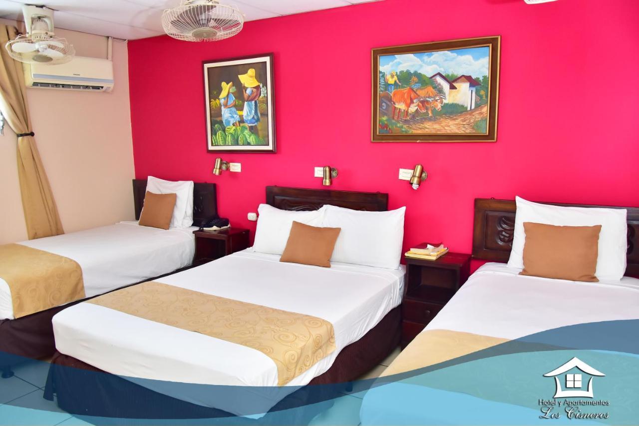 Hotel Y Apartments Los Cisneros ماناجوا المظهر الخارجي الصورة