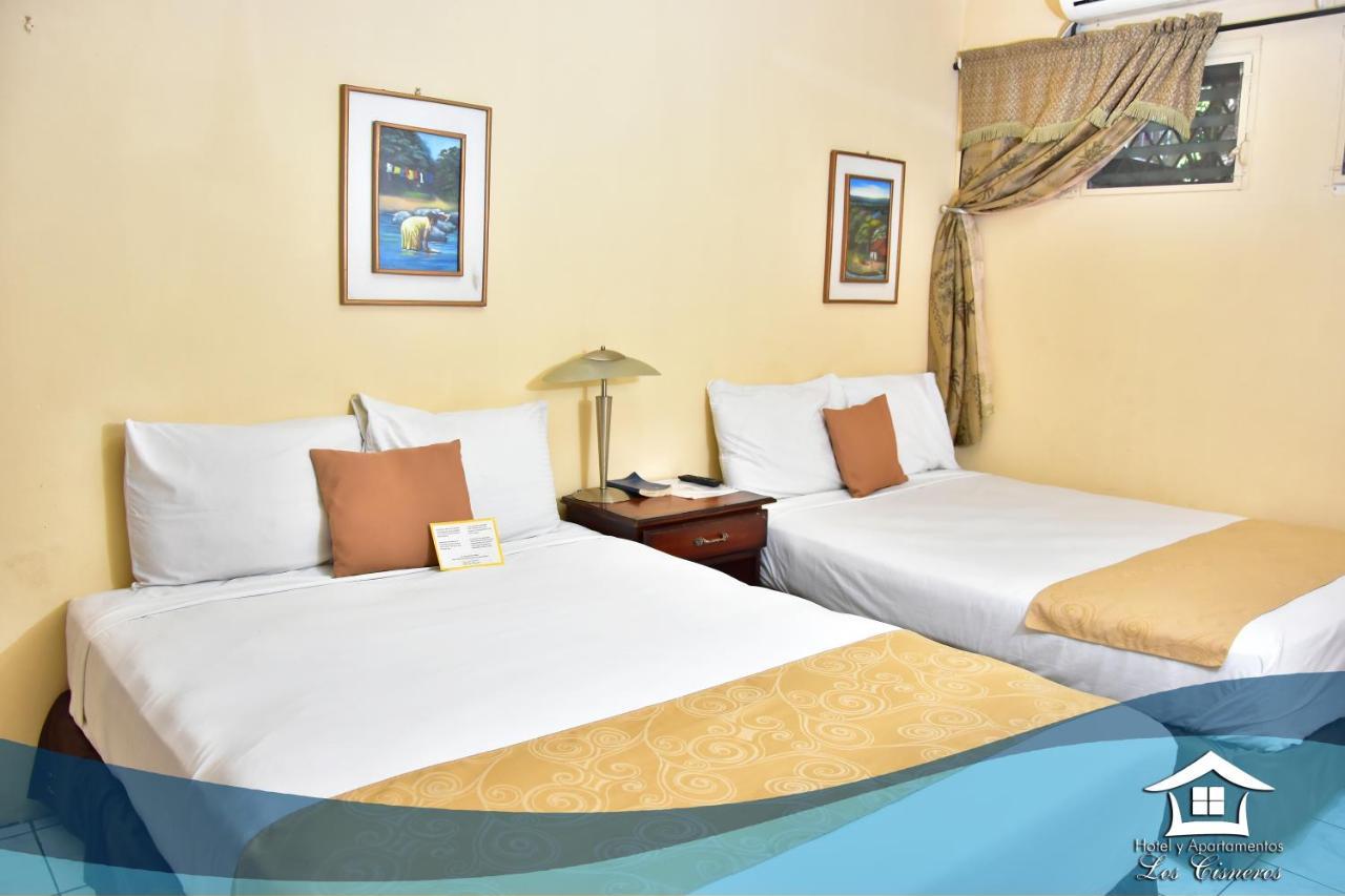 Hotel Y Apartments Los Cisneros ماناجوا المظهر الخارجي الصورة